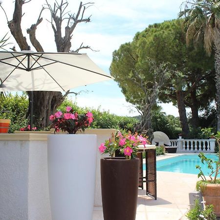 La Villa Topi อองทีบส์ ภายนอก รูปภาพ
