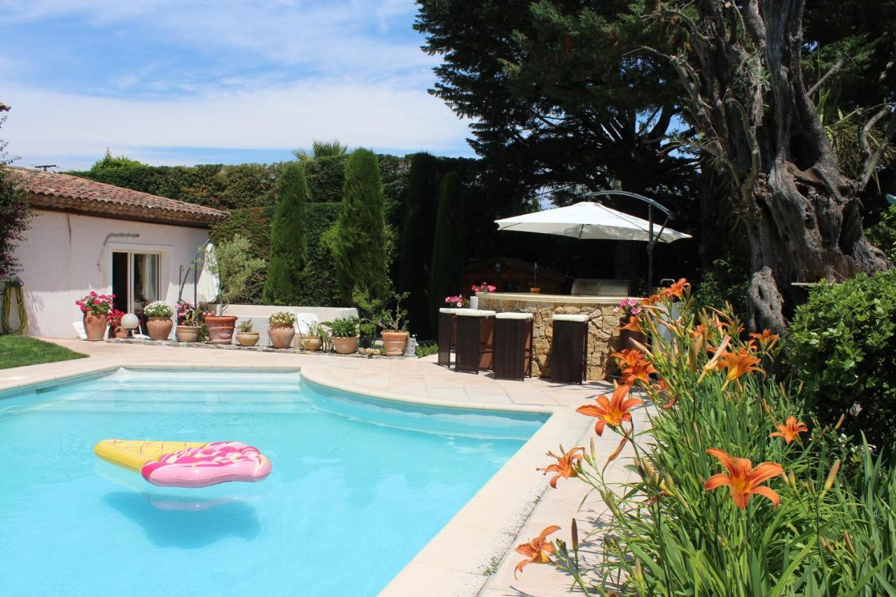 La Villa Topi อองทีบส์ ภายนอก รูปภาพ